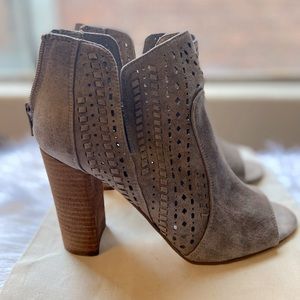 Carlos Santana heels